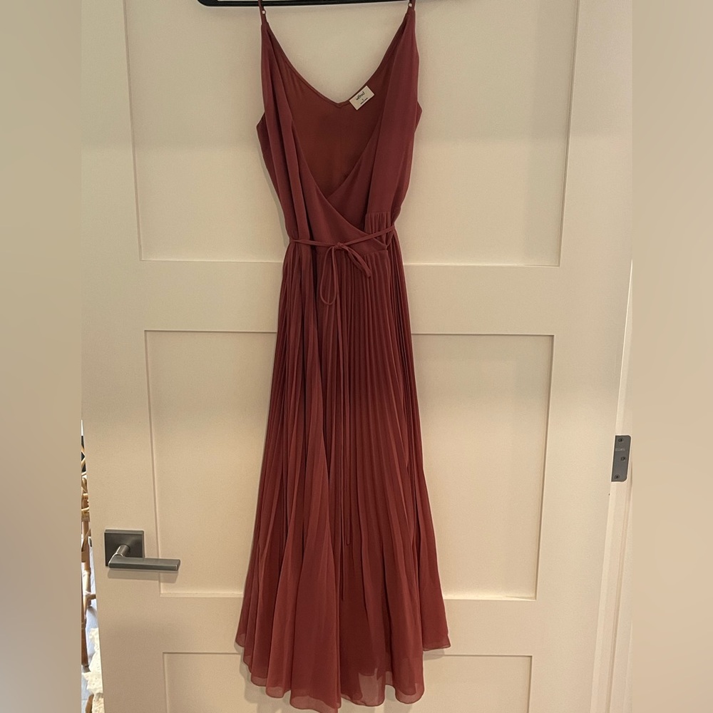 Wilfred Beaune Pleated Midi Dress with Waist Tie - Picture 2 of 3